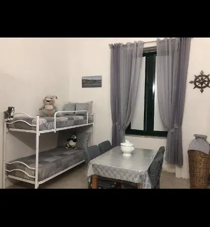 Flora Apartmán *