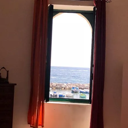 Διαμέρισμα Flora Bacoli